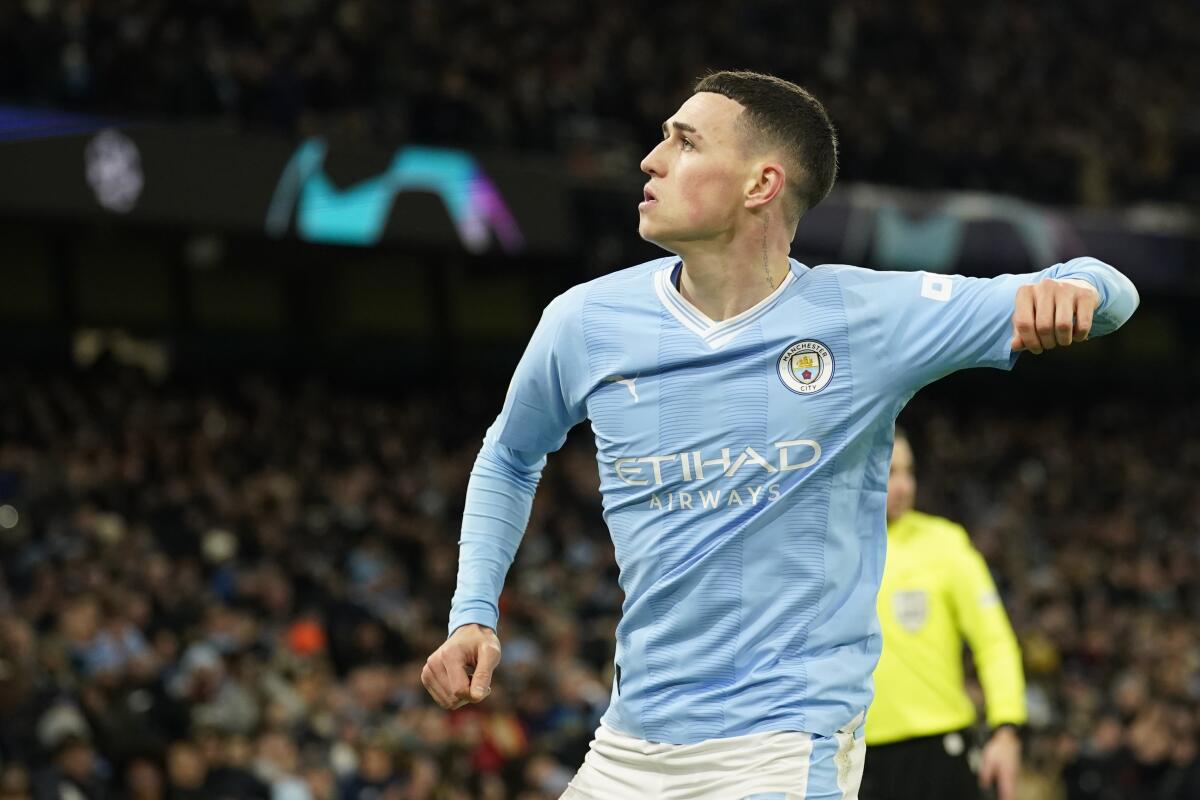 Phil Foden inspires Man City to a 3-2 comeback win against Leipzig
